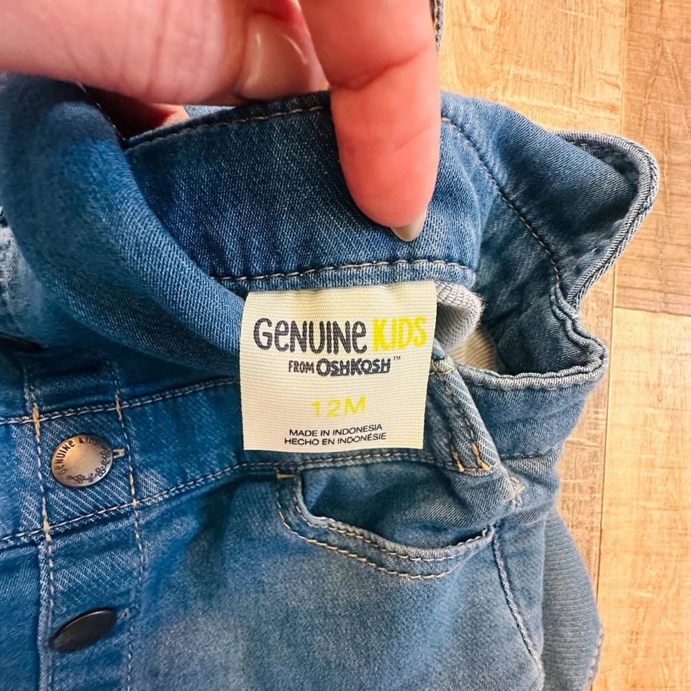 Genuine Kids by OshKosh overall Jean dress. Size 12 months - Picture 3 of 3